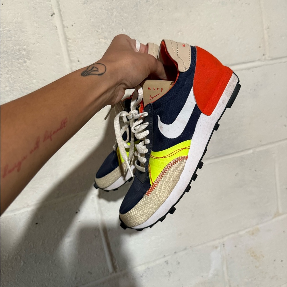 Colorful Nike - Picture 6 of 7